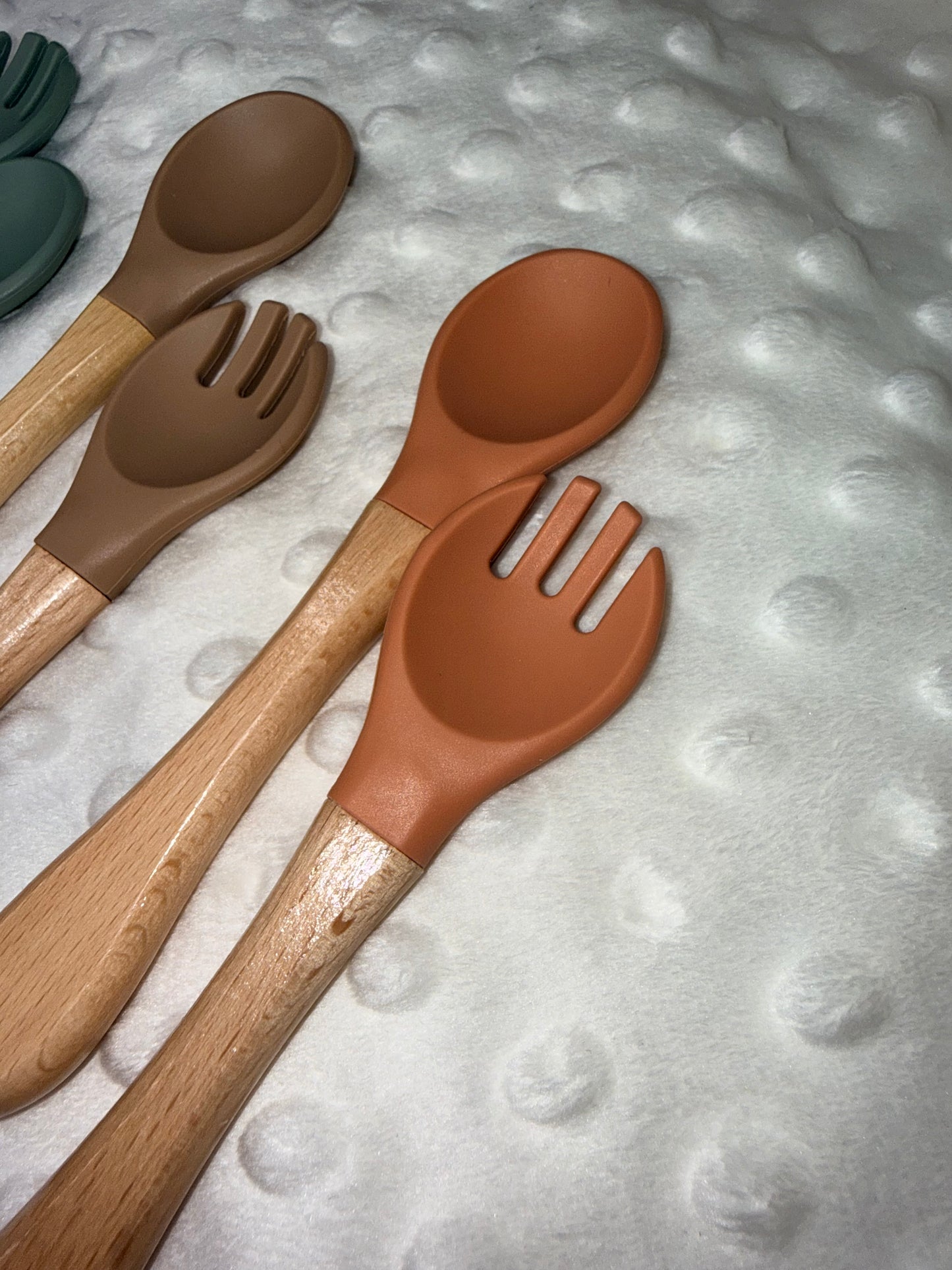 Couverts bois et silicone