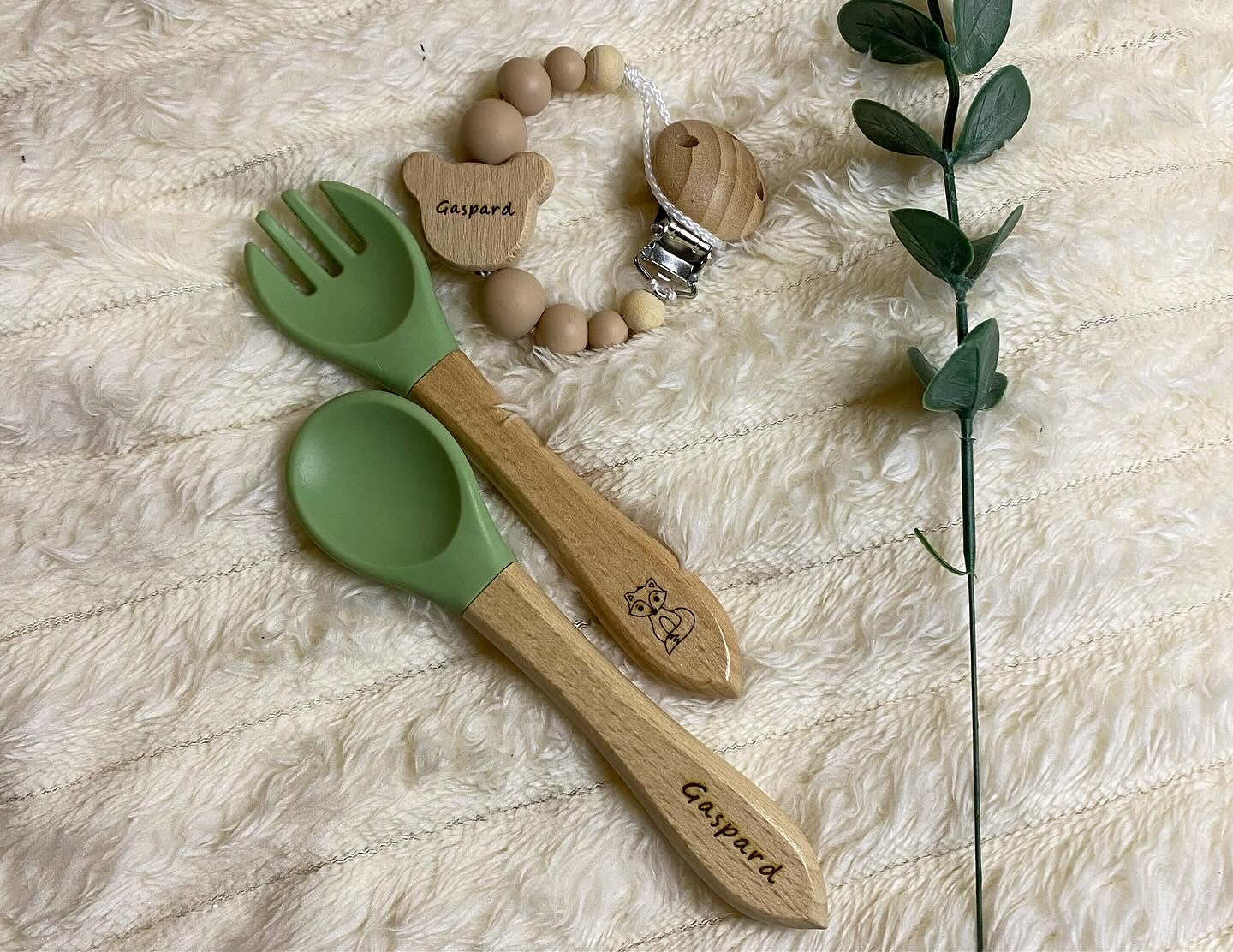 Couverts bois et silicone